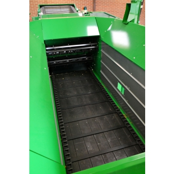 Prasa z owijarką AGRONIC MR 820 MultiBaler
